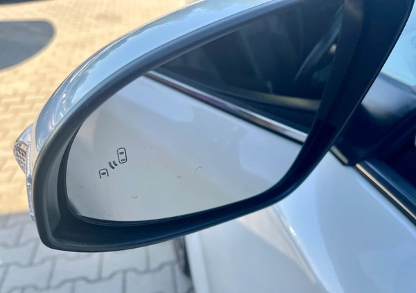 Toyota C-HR cena 79900 przebieg: 40394, rok produkcji 2018 z Toruń małe 352